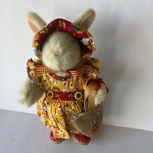 Muffy VanderBear Picnic in Provence Collection Hoppy VanderHare